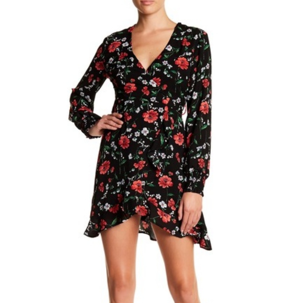 Lush NEW Black Women's Size Small S Ruffle Floral